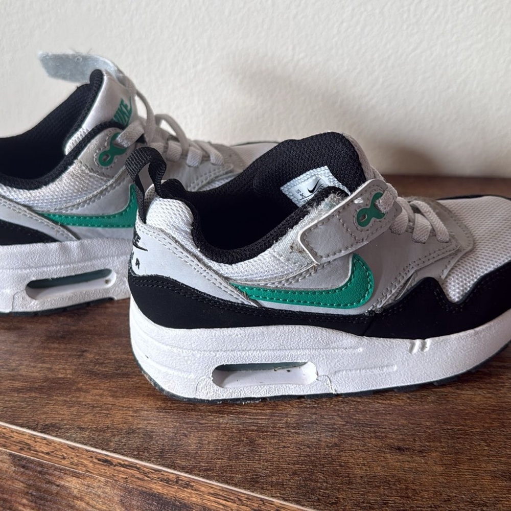 Nike toddler boy sneakers